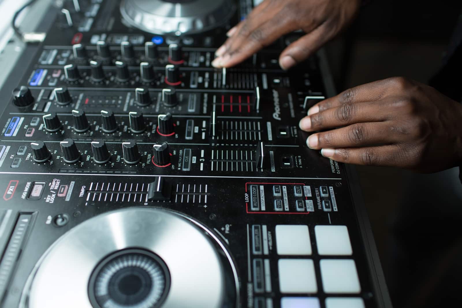 DJ mixing sound